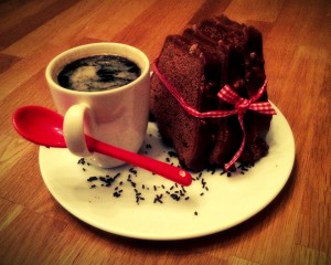 » Cake au chocolat, glaçage chocolat-caramel