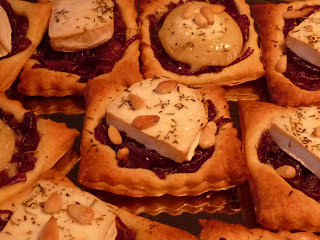 » Tartes au confit d’oignon et chèvre