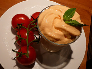 » Mousse tomate-mozzarella (au siphon)