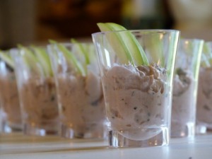 » Verrines thon et mikados de pomme verte